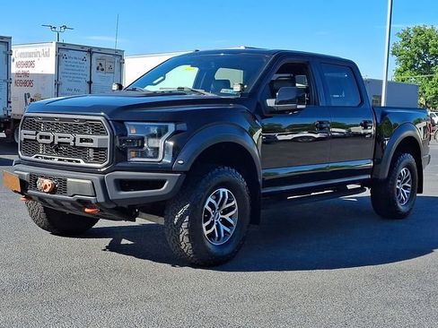 Used 2018 Ford F150 Raptor w/ Equipment Group 802A Luxury AWD/4WD image 6