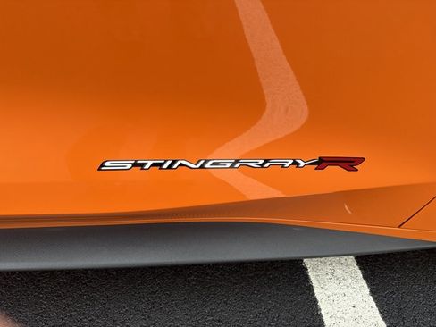 Used 2023 Chevrolet Corvette Stingray Preferred Cpe w/ Z51 Performance Package image 9