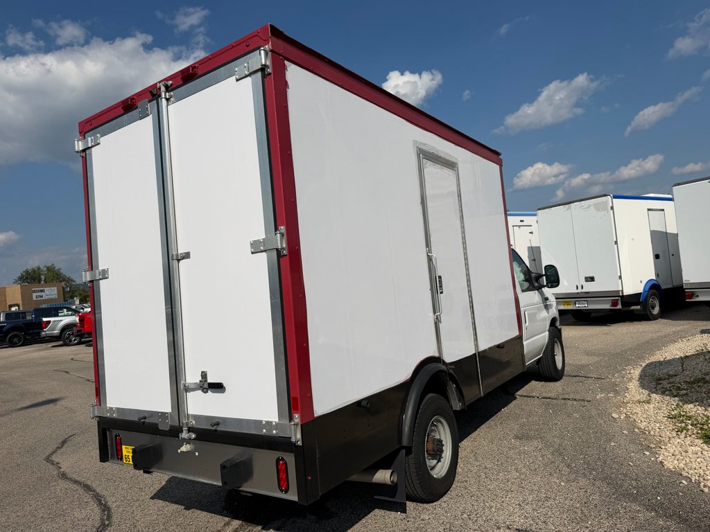 Used 2023 Ford E-350 and Econoline 350 Super Duty w/ Power Windows & Locks Group RWD image 3