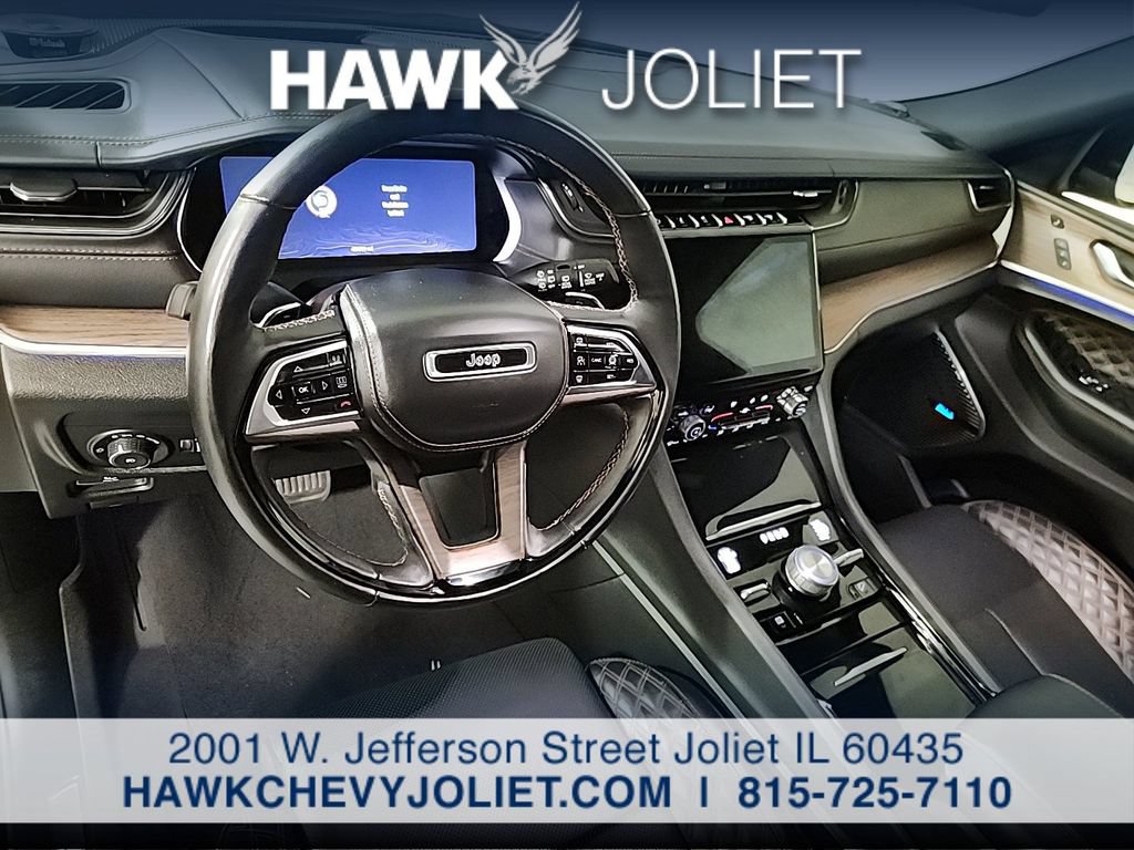 Used 2023 Jeep Grand Cherokee Summit w/ Adv Protech Group IV AWD/4WD image 10