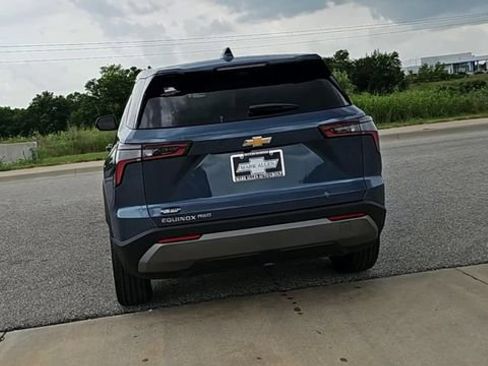 New 2026 Chevrolet Equinox LT w/ Safety and Technology Package AWD/4WD image 7