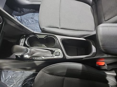 Used 2022 Buick Encore GX Preferred w/ Sport Touring Package FWD image 30