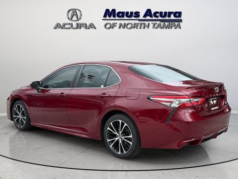 Used 2018 Toyota Camry SE w/ Convenience Package FWD image 7