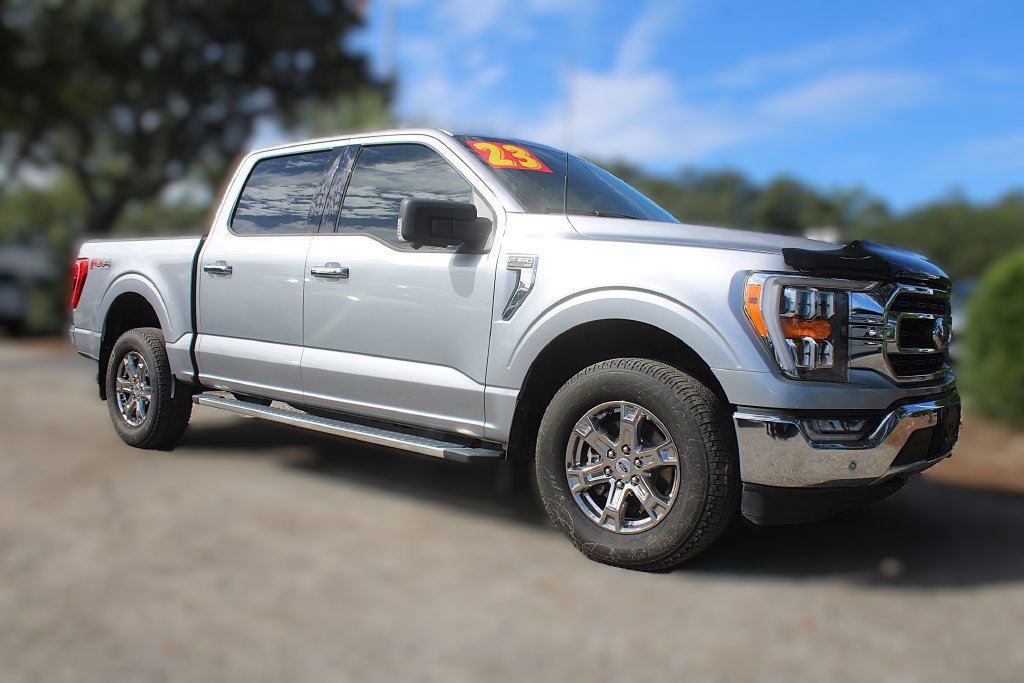 Used 2023 Ford F150 XLT w/ Equipment Group 302A High AWD/4WD image 3