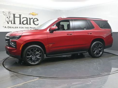 Used 2025 Chevrolet Tahoe RST w/ Comfort Package AWD/4WD image 33