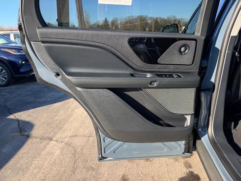 New 2026 Lincoln Aviator Reserve w/ Illumination Package AWD/4WD image 27