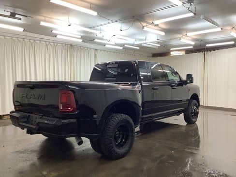 New 2026 RAM 3500 Laramie AWD/4WD image 6