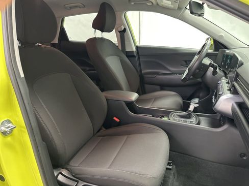 Used 2025 Hyundai Kona SEL image 24