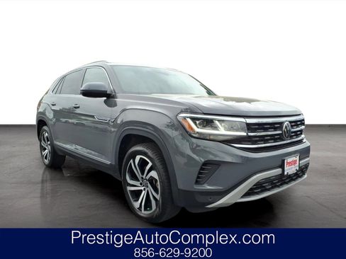 Certified 2023 Volkswagen Atlas Cross Sport SEL AWD/4WD image 1