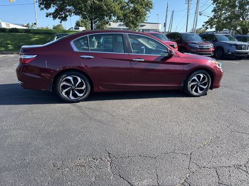 Used 2016 Honda Accord EX-L image 25