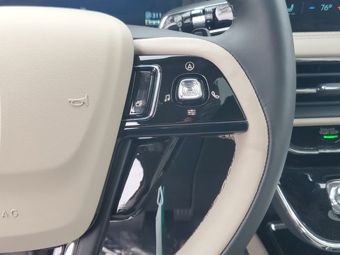 New 2026 Lincoln Corsair Grand Touring AWD/4WD image 18