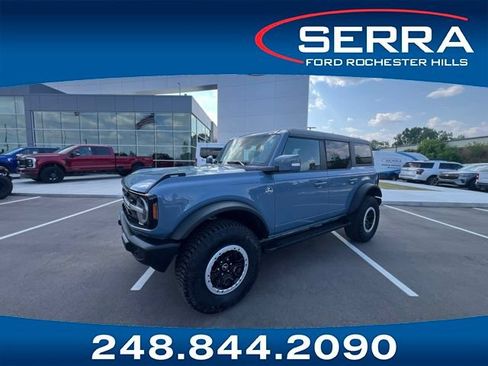 Used 2024 Ford Bronco Outer Banks w/ Sasquatch Package AWD/4WD image 1
