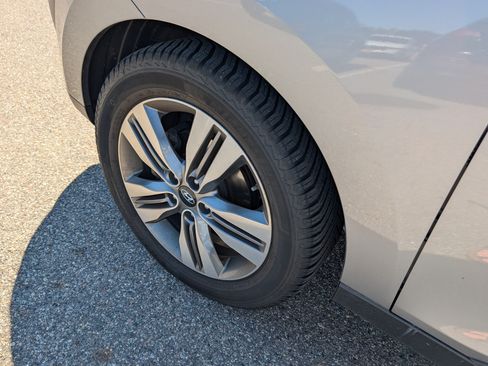 Used 2015 Hyundai Tucson Limited w/ Option Group 03 FWD image 5