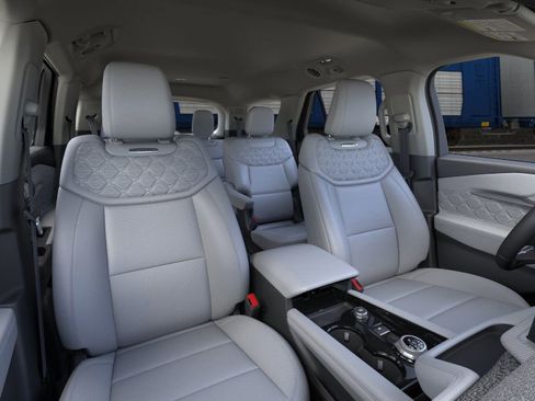New 2026 Ford Explorer Platinum w/ LUX Leather Package image 10
