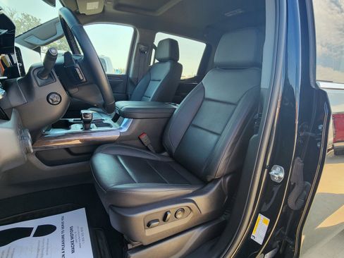 Used 2025 Chevrolet Silverado 1500 LTZ w/ Z71 Off-Road Package image 12