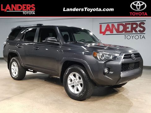 Used 2022 Toyota 4Runner SR5 RWD image 1