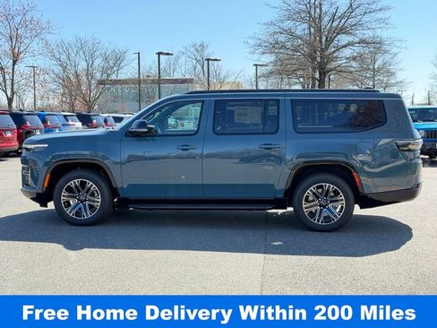 New 2026 Jeep Grand Wagoneer L 4WD image 9