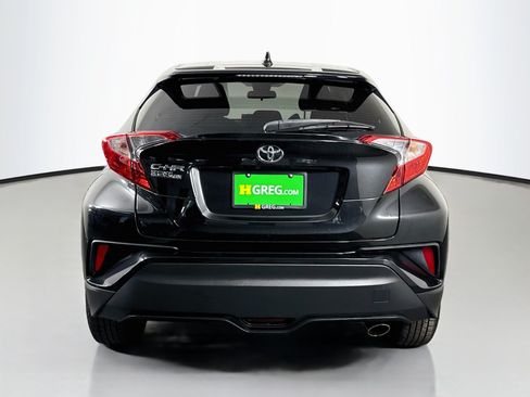 Used 2021 Toyota C-HR LE FWD image 8