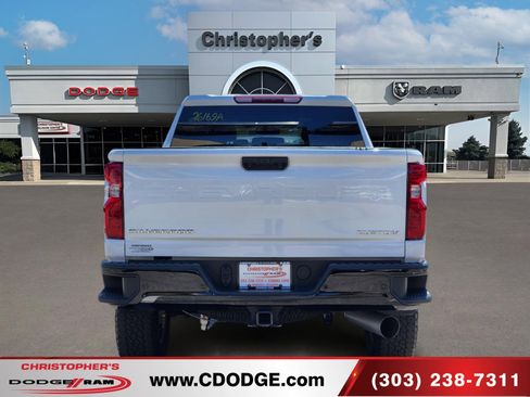 Used 2024 Chevrolet Silverado 2500 Custom w/ Custom Value Package AWD/4WD image 4