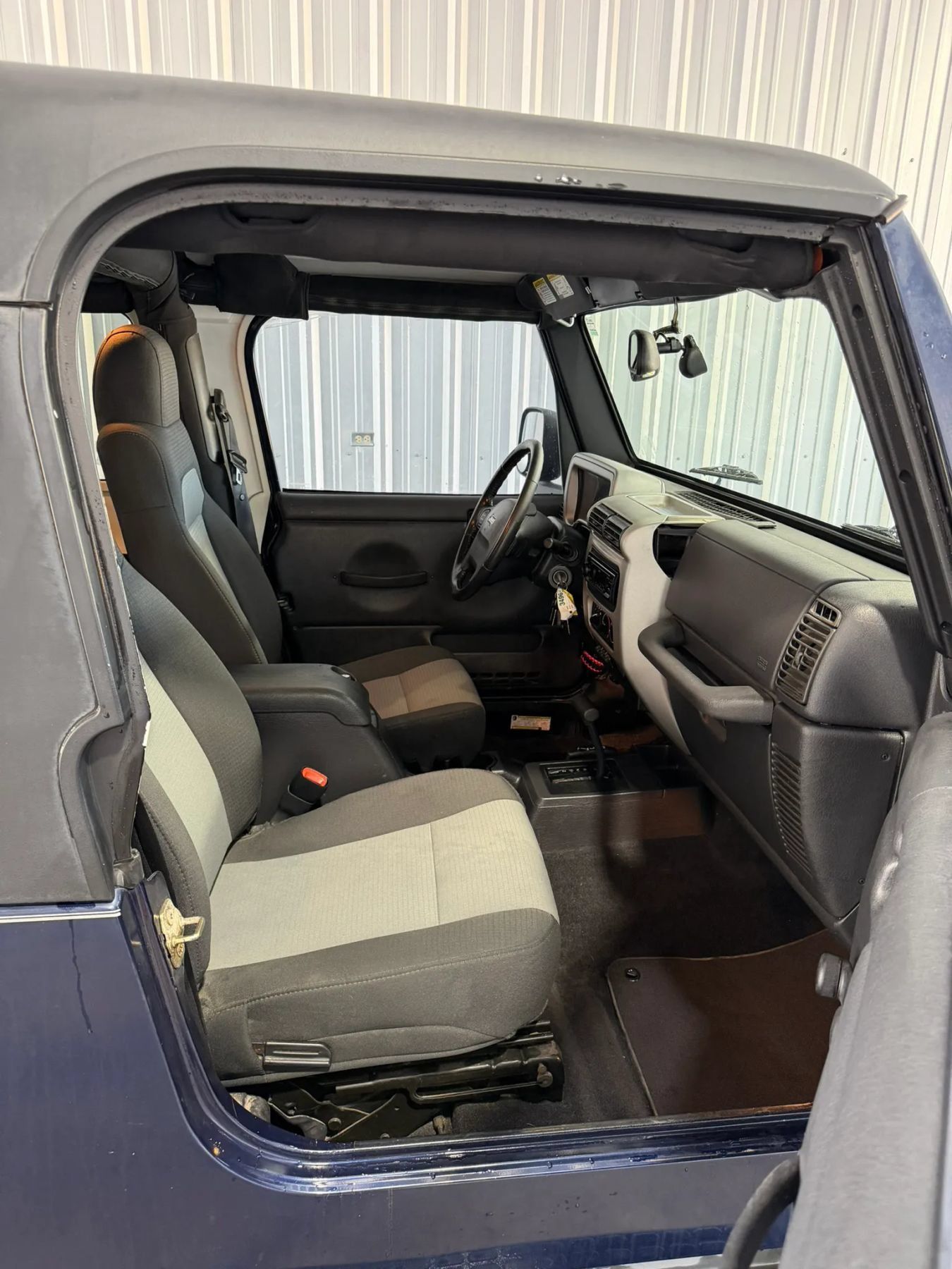 Used 2006 Jeep Wrangler Unlimited AWD/4WD image 14