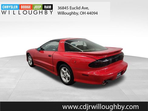 Used 1995 Pontiac Firebird Coupe RWD image 6