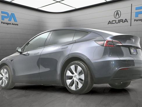 Used 2023 Tesla Model Y Long Range image 28