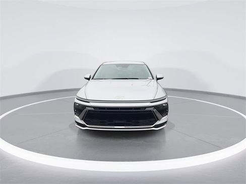 Certified 2025 Hyundai Sonata SEL image 3