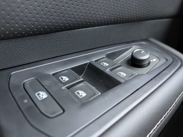 New 2026 Volkswagen Atlas SE FWD image 25