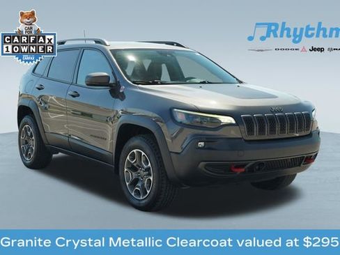 Used 2021 Jeep Cherokee Trailhawk image 1
