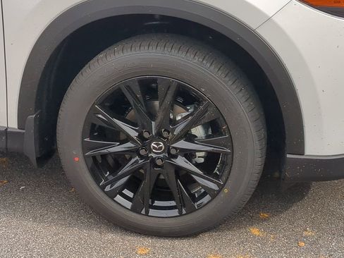 New 2025 MAZDA CX-5 Carbon Edition image 11