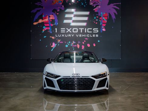 Used 2021 Audi R8 V10 performance image 5