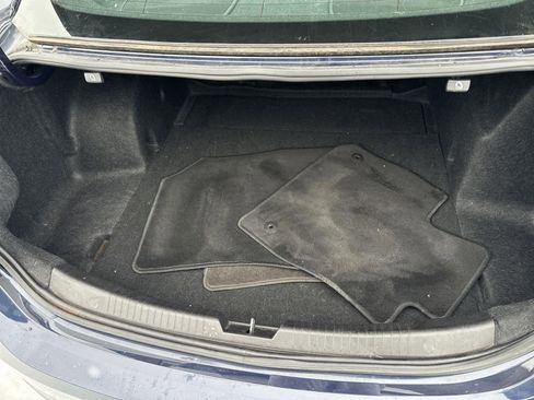 Used 2017 Chevrolet Malibu LT w/ Leather Package image 16