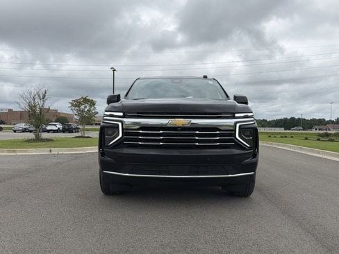 Used 2021 Chevrolet Tahoe High Country w/ Premium Package AWD/4WD image 8