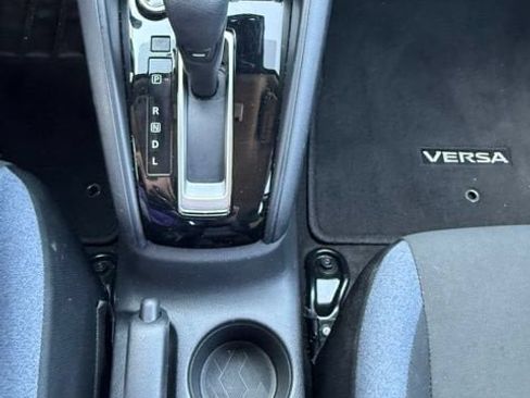 Used 2025 Nissan Versa SV FWD image 22