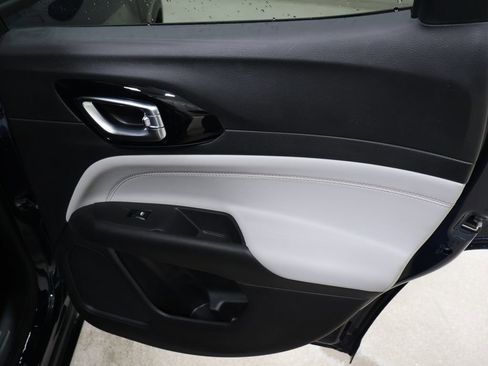 New 2026 Jeep Compass Limited image 17