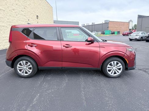 Used 2020 Kia Soul LX FWD image 6