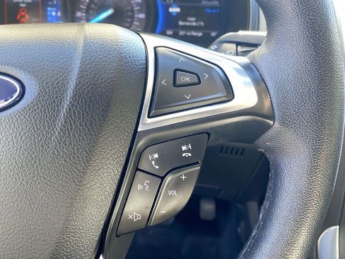 Used 2024 Ford Edge Titanium image 39