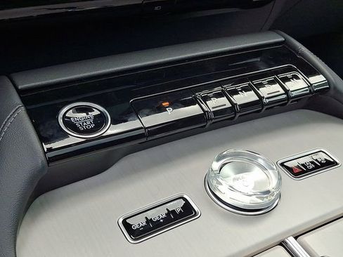 New 2025 Lincoln Navigator L Reserve image 7