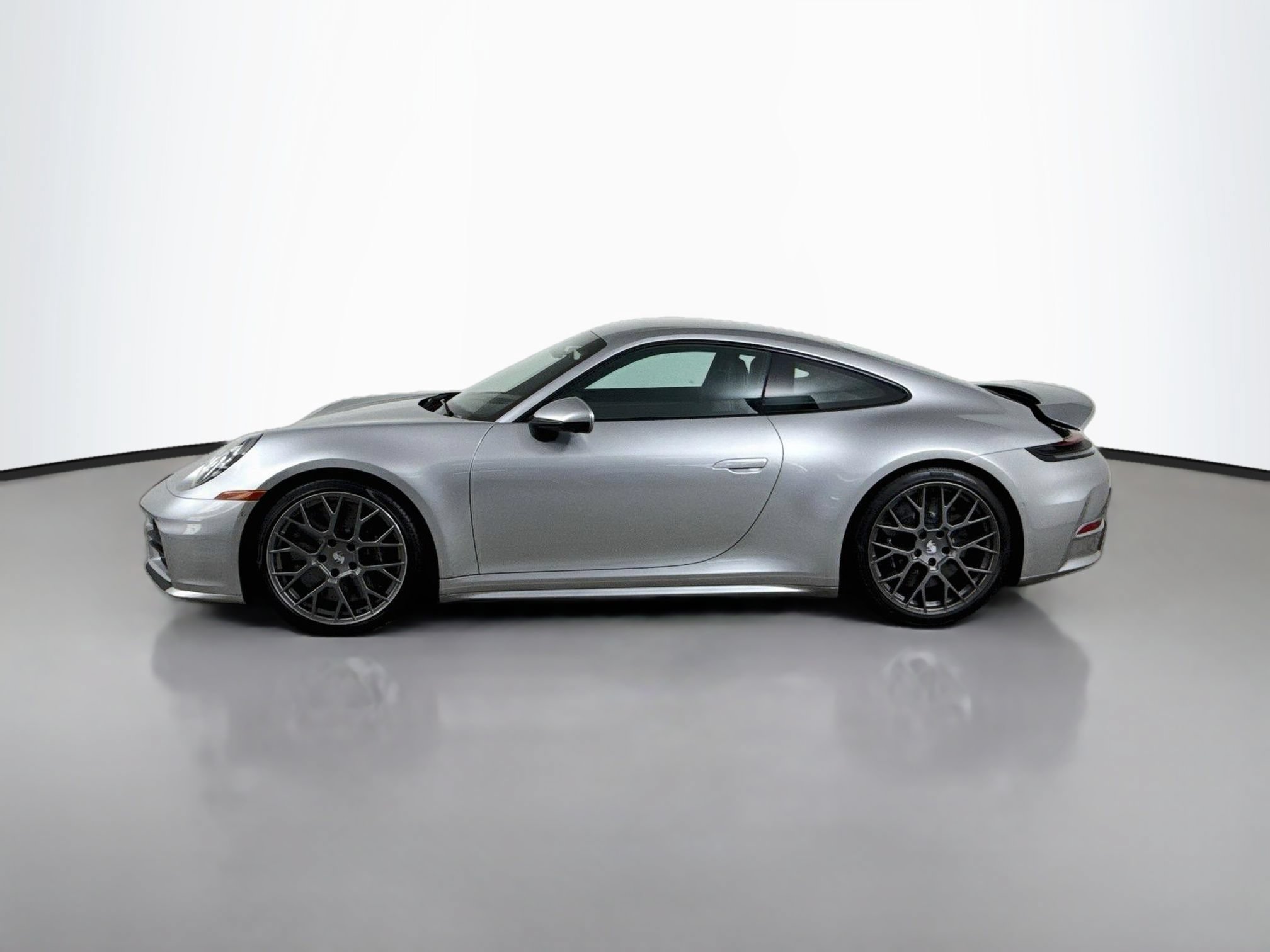 Certified 2025 Porsche 911 Carrera S RWD image 2