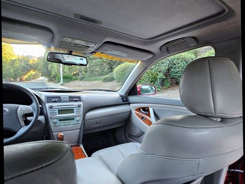 Used 2008 Toyota Camry XLE image 38