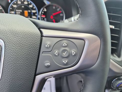 Used 2023 GMC Acadia AT4 w/ Technology Package AWD/4WD image 16