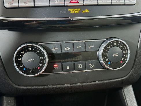 Used 2019 Mercedes-Benz GLS 450 4MATIC image 24