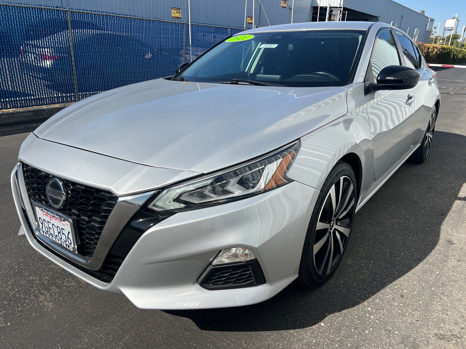 Used 2021 Nissan Altima 2.5 SR FWD image 9