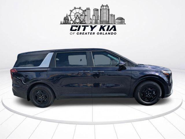 New 2027 Kia Carnival FWD image 7