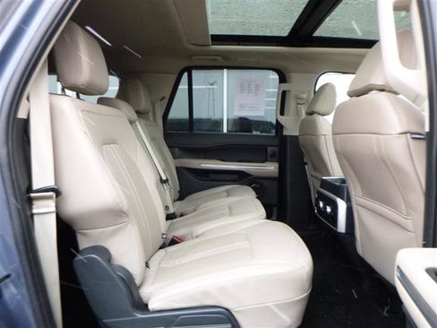 Used 2023 Ford Expedition Max Limited AWD/4WD image 11