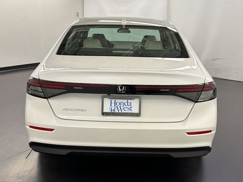 New 2026 Honda Accord LX image 10