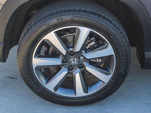 Used 2023 Honda Pilot Elite image 12