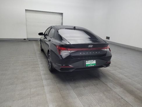 Used 2023 Hyundai Elantra SEL w/ Convenience Package FWD image 5