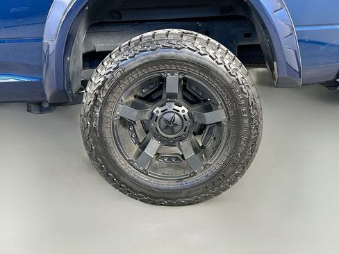 Used 2023 RAM 2500 Limited AWD/4WD image 34