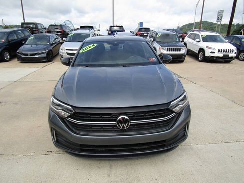 Used 2024 Volkswagen Jetta Sport FWD image 7